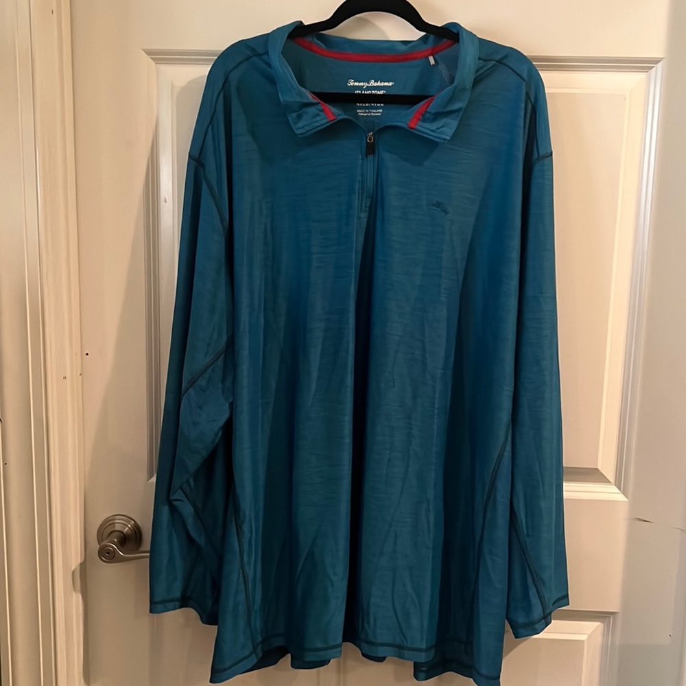 Men’s Tommy Bahama Long sleeve shirt. Size 4XLB.